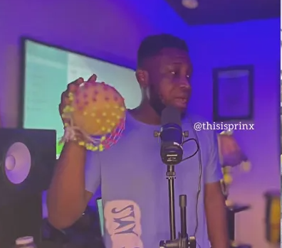 Prinx Emmanuel – Kumama Papa Lyrics
